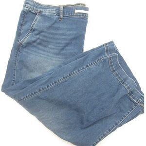 Torrid Size 2 Weekend Mid-Rise Ankle Wide Leg Jean